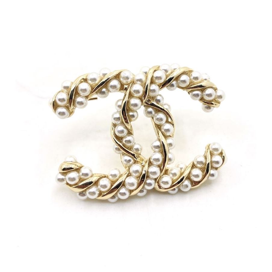 Chanel Brooches - Click Image to Close